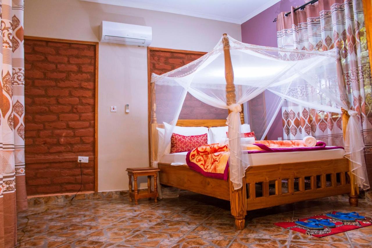 Mantis Lodge & Camping Site Morogoro Екстериор снимка