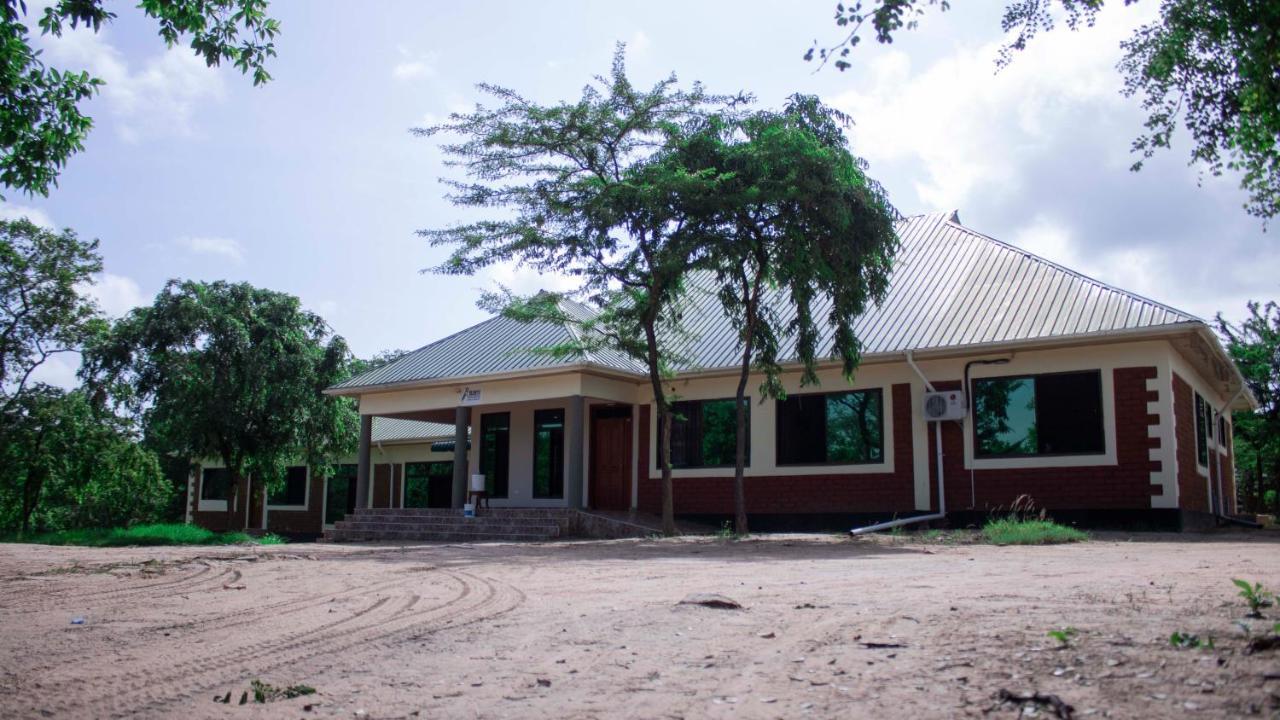 Mantis Lodge & Camping Site Morogoro Екстериор снимка